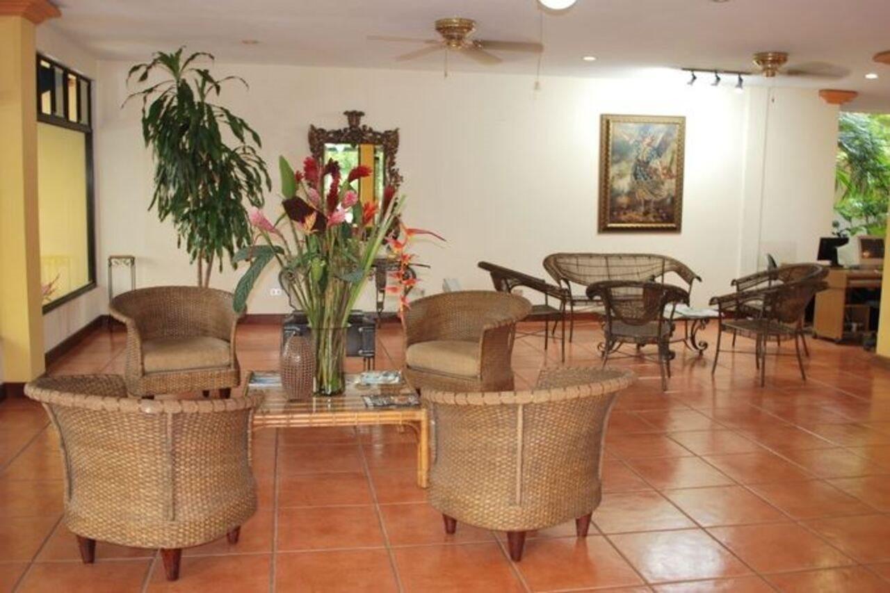 Hotel Brandts Los Robles De San Juan Managua Esterno foto