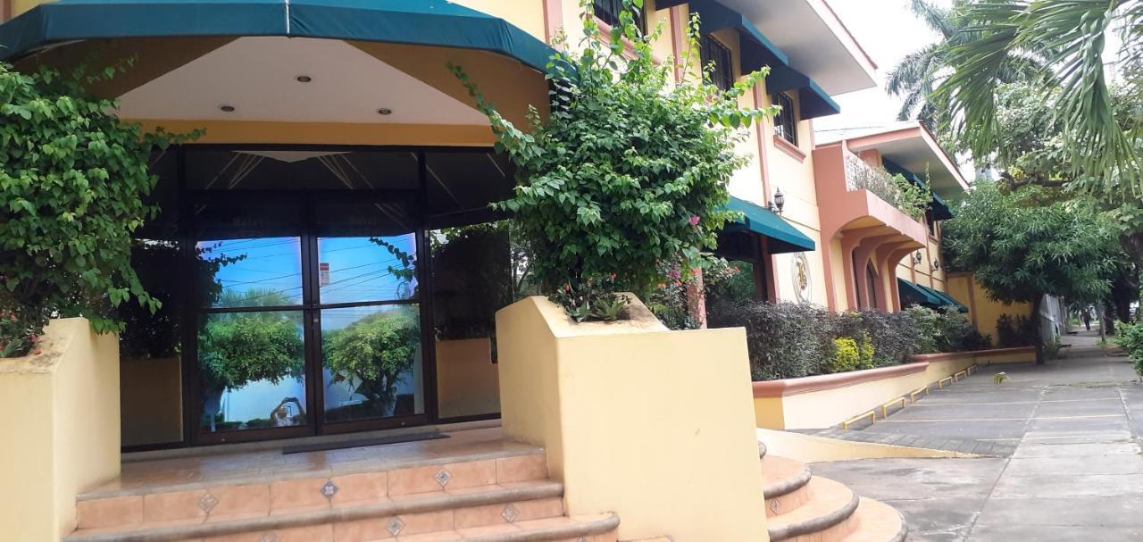 Hotel Brandts Los Robles De San Juan Managua Esterno foto