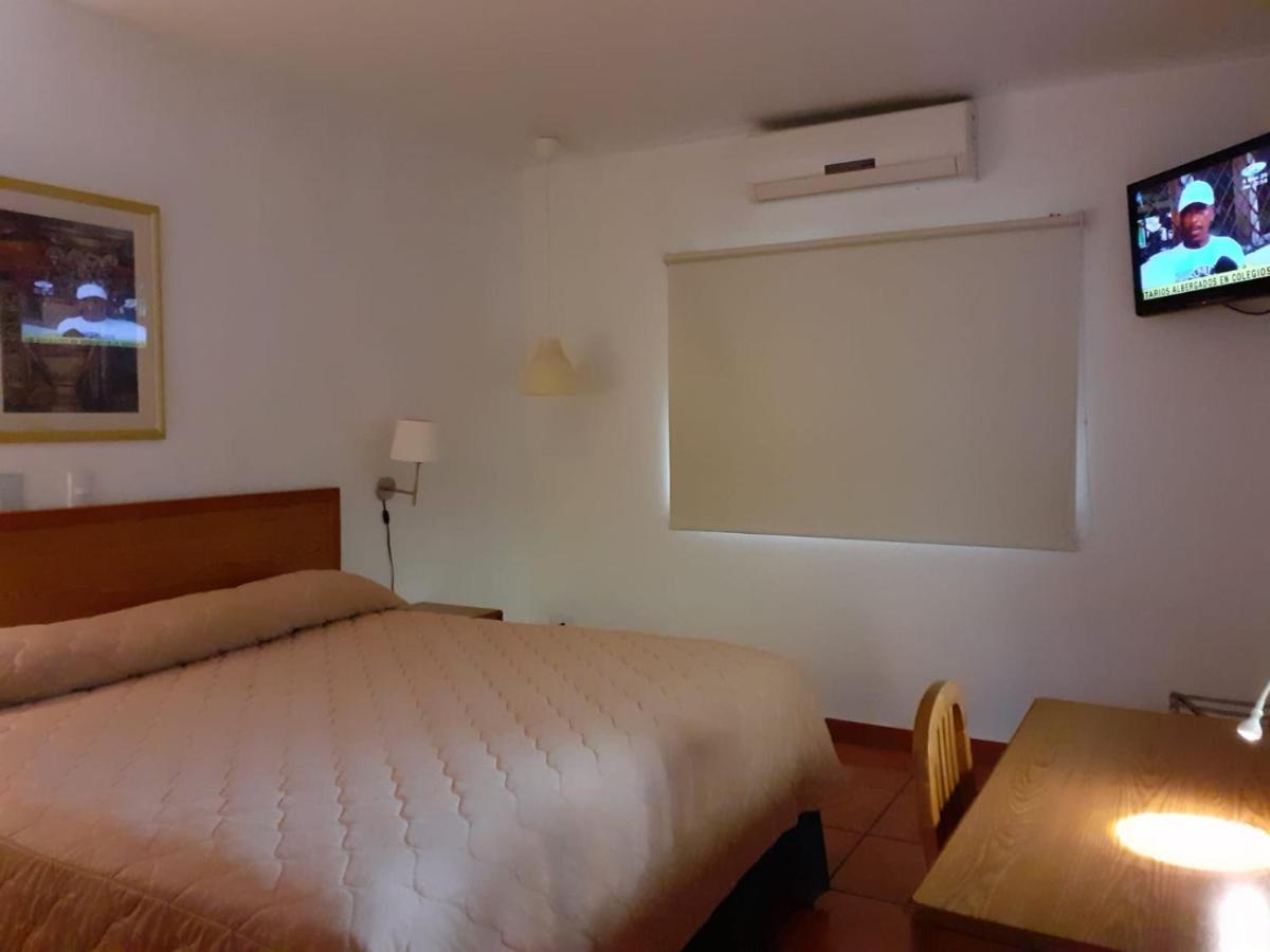 Hotel Brandts Los Robles De San Juan Managua Esterno foto