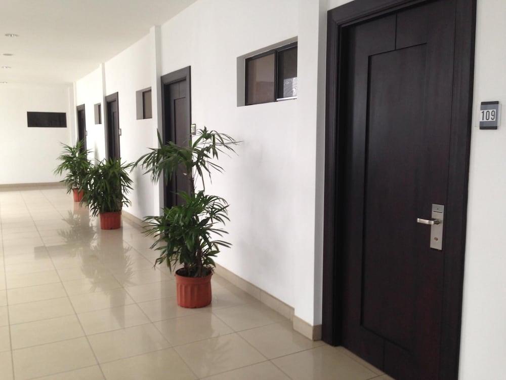 Hotel Brandts Los Robles De San Juan Managua Esterno foto