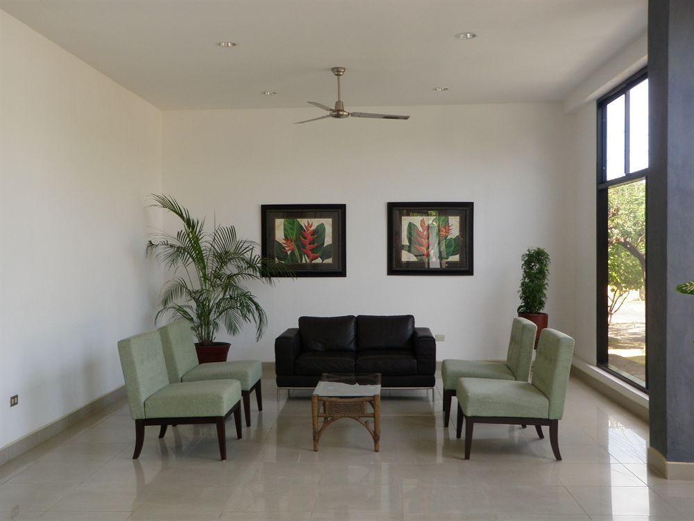 Hotel Brandts Los Robles De San Juan Managua Esterno foto