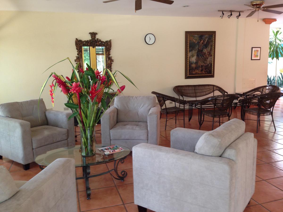 Hotel Brandts Los Robles De San Juan Managua Esterno foto